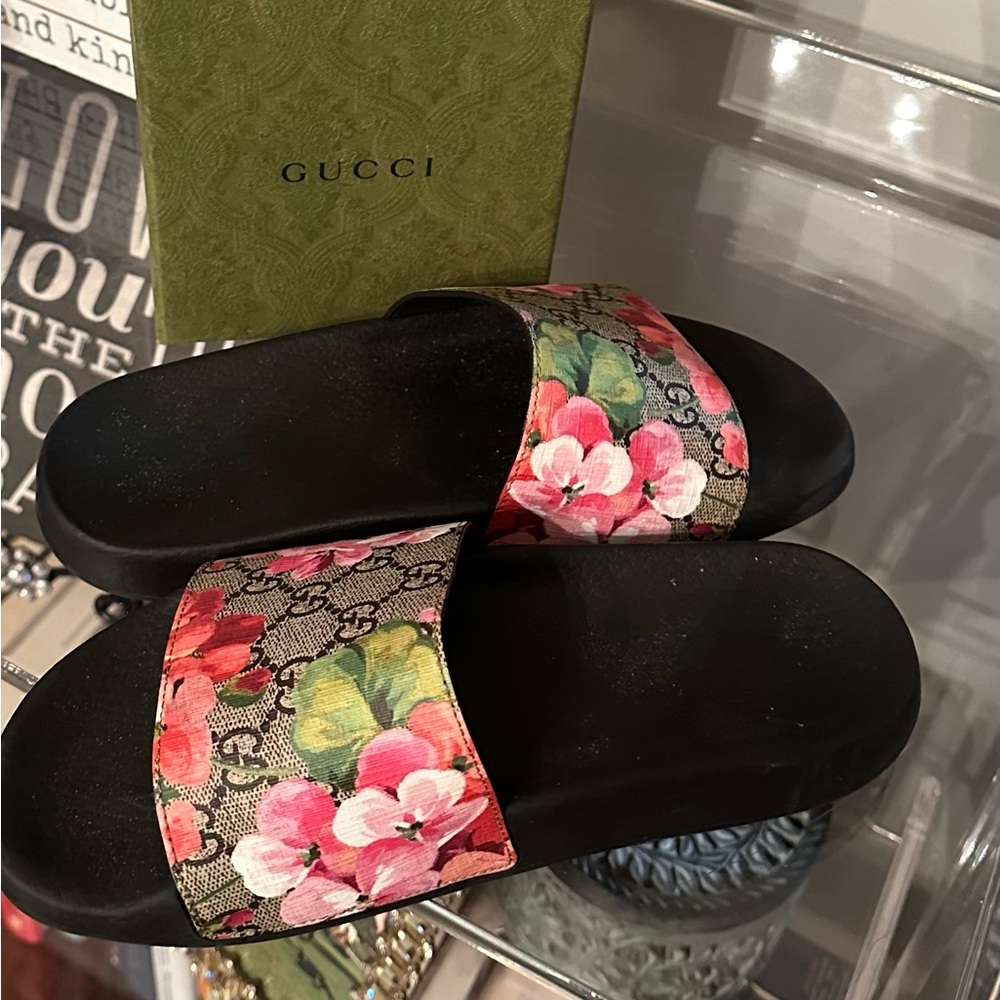 Brand new Gucci slides still in box